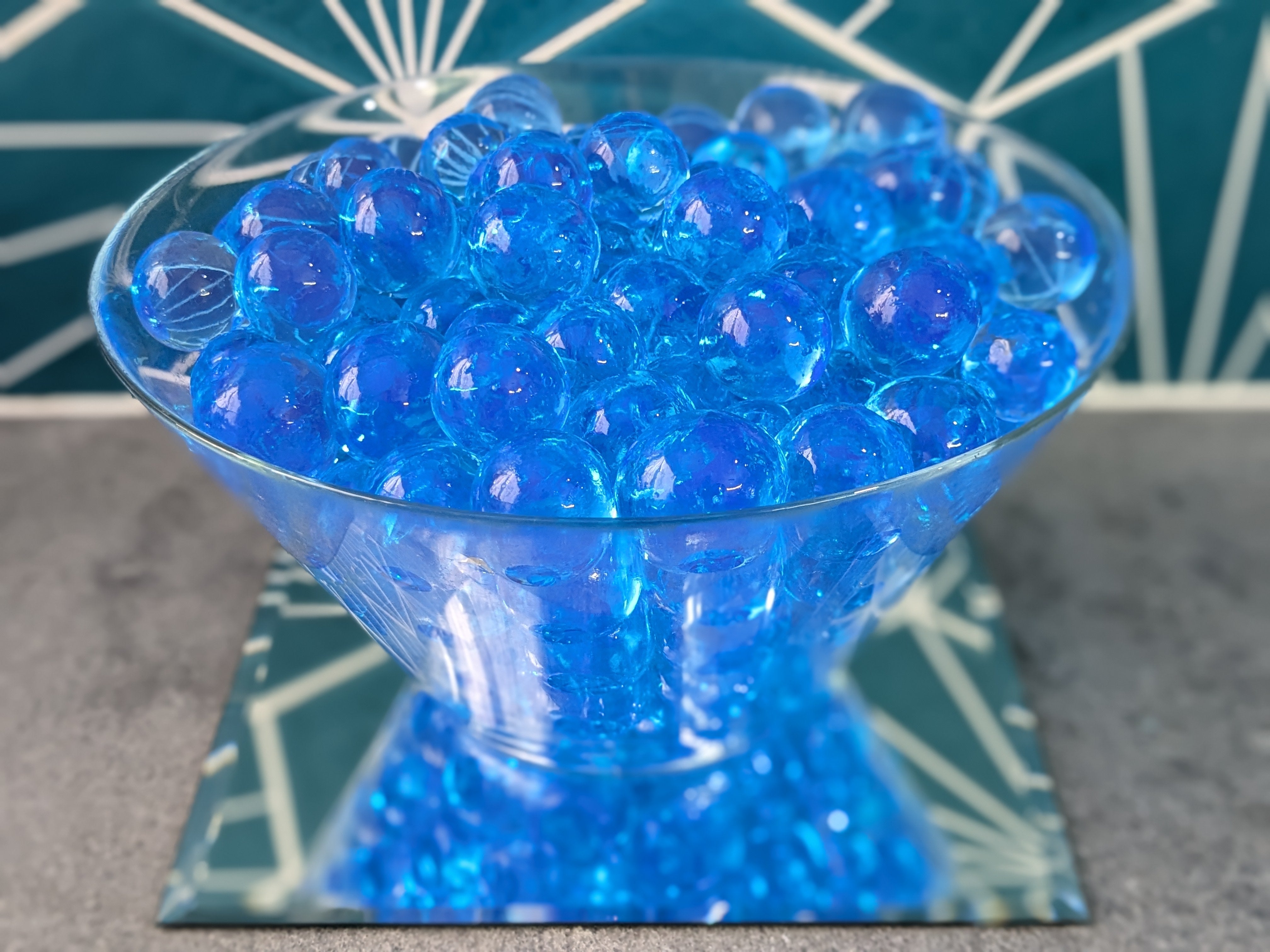 100 Grams Jumbo Giant Water Beads - Blue (Makes 10 Litres)