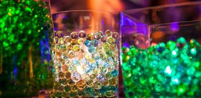 table decoration idea with water beads